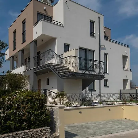 Magna Luxury Two-storey * Μούρτερ