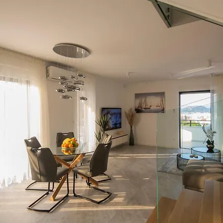 Magna Luxury Two-storey Διαμέρισμα